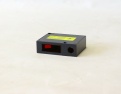 Przemysłowy laserowy czujnik triangulacyjny do bezkontaktowego pomiaru przemieszczenia i wymiarów w systemach CNC i zautomatyzowanych systemach produkcyjnych, z dostawą na całym świecie